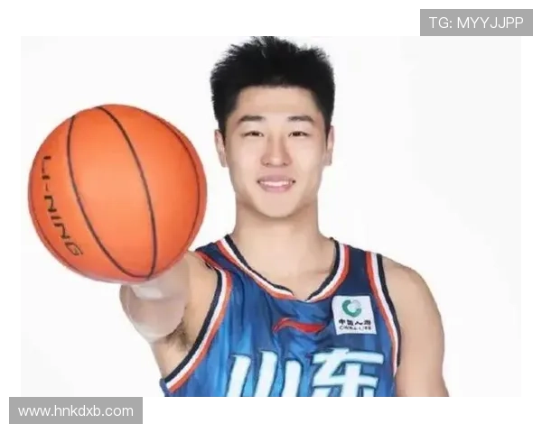 CBA官网公布自由球员名单 方佳晨何思雨领衔新一轮转会潮 CBA官网公布自由球员名单 方佳晨何思雨领衔新一轮转会潮